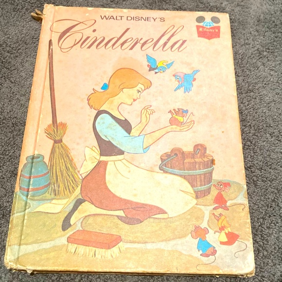 Vintage walt disney cinderella book